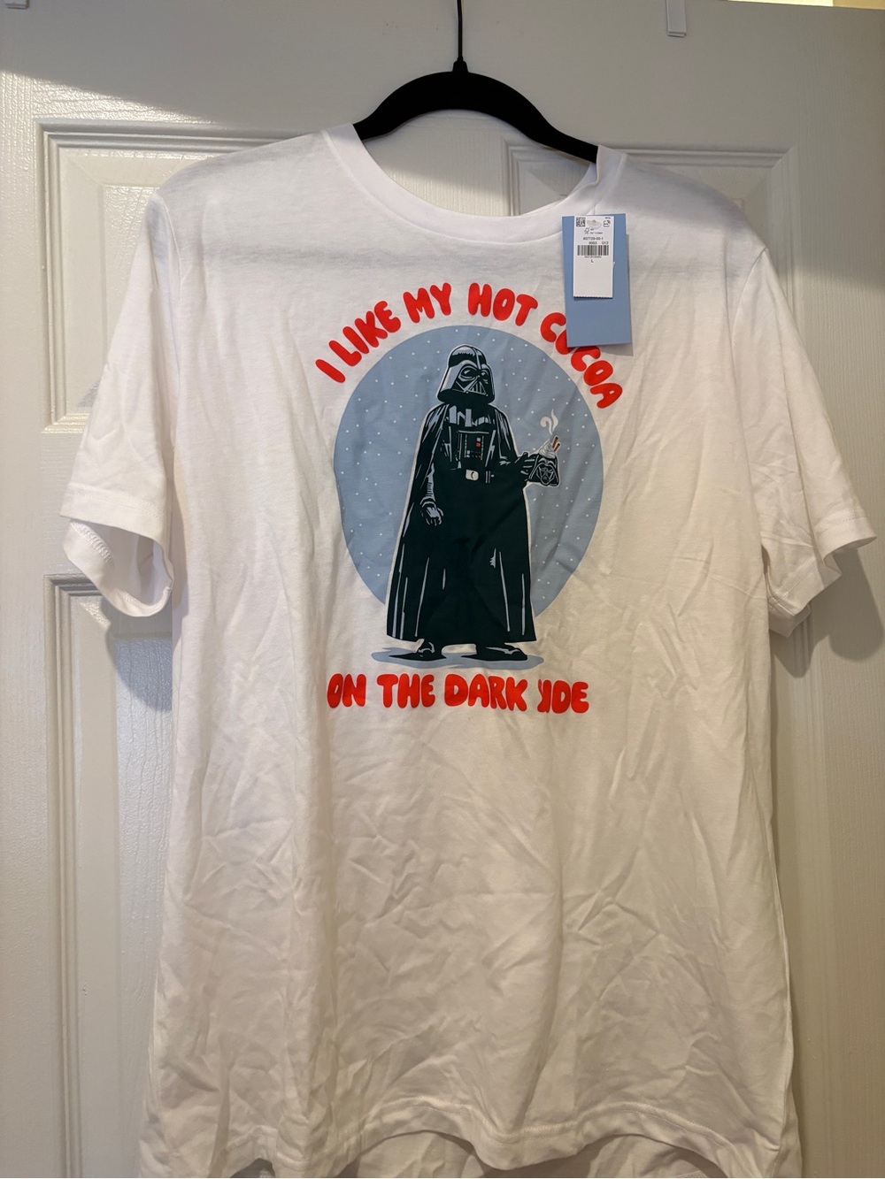 NWT White Graphic Tee with Darth Vader Hot Cocoa Design L Old Navy